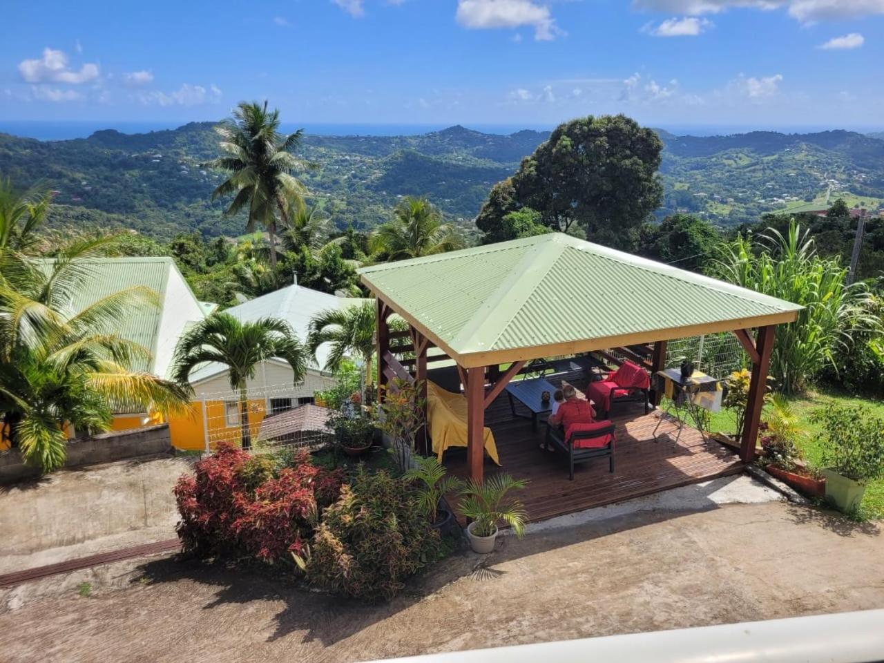 Apartamento Ericka Et Francois Quartier Monplaisir Exterior foto